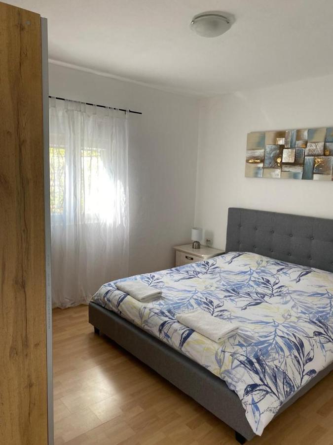 Holiday House Ana Skradin Exterior photo