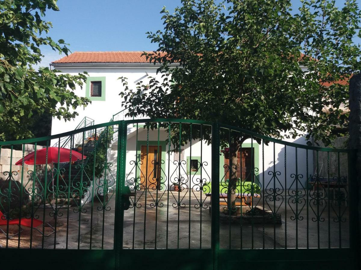 Holiday House Ana Skradin Exterior photo